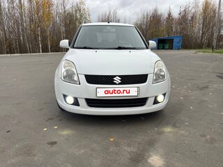 2009 Suzuki Swift III, белый, 785000 рублей, вид 1
