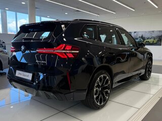 2026 BMW X3 Long 30L xDrive IV (G45/G48), чёрный, 7090000 рублей, вид 3