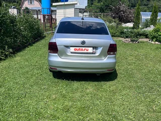 2017 Volkswagen Polo V Рестайлинг, белый, 750000 рублей, вид 4