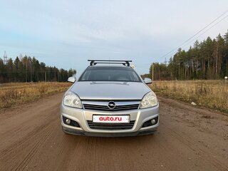 2010 Opel Astra H Рестайлинг, серебристый, 570000 рублей, вид 2
