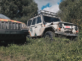 1999 Jeep Grand Cherokee II (WJ), серый, 900000 рублей, вид 3