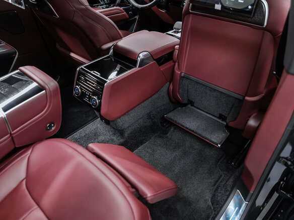 2026 Land Rover Range Rover D350 MHEV Long V, серый - вид 18