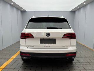 2023 Volkswagen Tharu I, белый, 1799999 рублей, вид 5