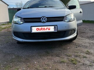 2013 Volkswagen Polo V, серебристый, 550000 рублей, вид 3