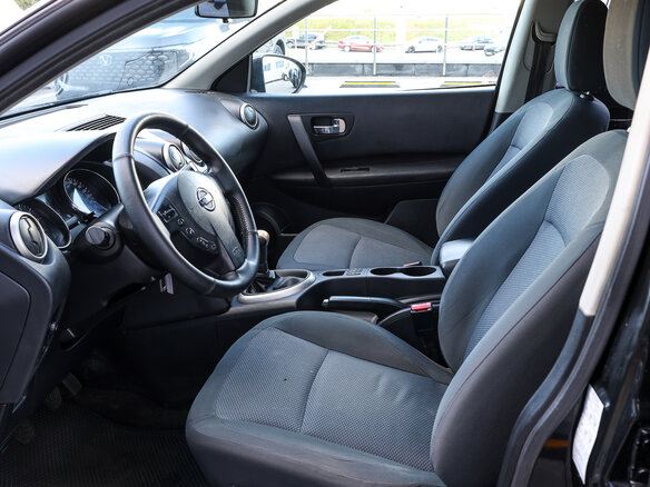2013 Nissan Qashqai I Рестайлинг, чёрный, 849000 рублей - вид 14