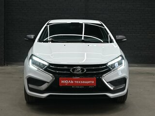 2023 Lada (ВАЗ) Vesta I Рестайлинг (NG), белый, 900000 рублей, вид 2