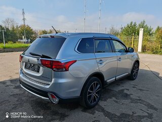 2016 Mitsubishi Outlander III Рестайлинг 2, серебристый, 1799000 рублей, вид 2