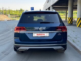 2018 Volkswagen Teramont I, синий, 3190000 рублей, вид 4