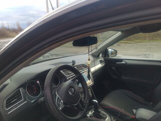 2019 Volkswagen Tiguan II, коричневый, 2300000 рублей, вид 5