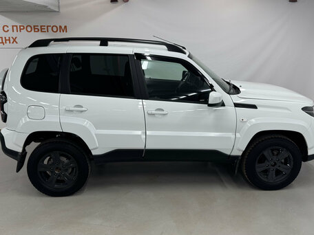 2024 Lada (ВАЗ) Niva Travel I, белый, 1085000 рублей, вид 5