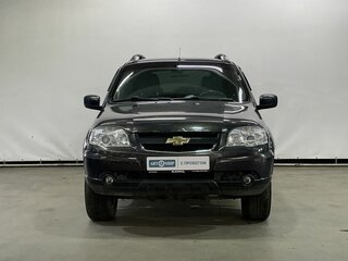 2014 Chevrolet Niva I Рестайлинг, зелёный, 379000 рублей, вид 2
