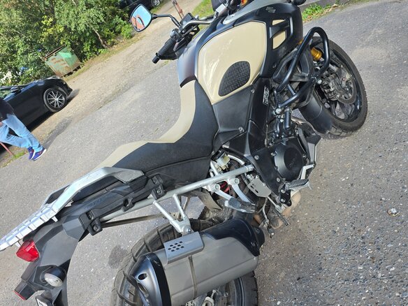 2017 Suzuki V-Strom 1000, коричневый, 865000 рублей - вид 11