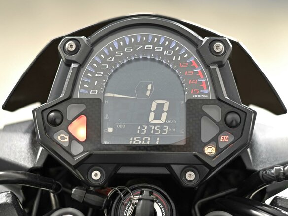2019 Kawasaki Z 400, чёрный - вид 8