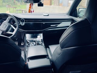 2018 Audi Q8 55 TFSI I (4M), белый, 3750000 рублей, вид 4