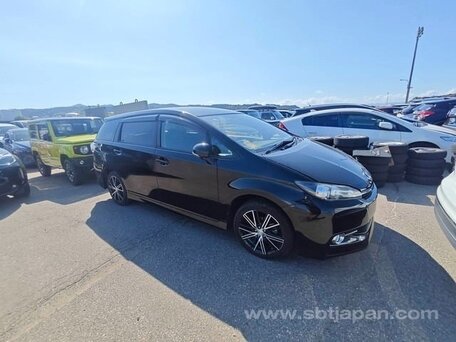 2017 Toyota Wish II Рестайлинг, чёрный, 1330000 рублей, вид 5