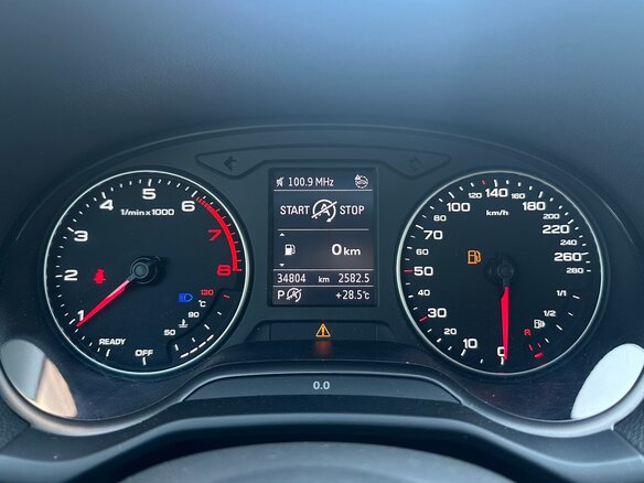 2022 Audi Q2 L 35 TFSI I Рестайлинг, чёрный, 1890000 рублей - вид 14