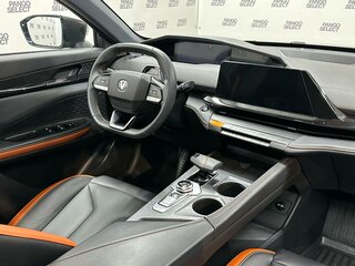 2024 Changan UNI-V I, чёрный, 2475000 рублей, вид 3