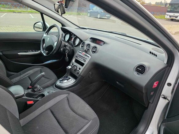 2016 Peugeot 408 I, серебристый, 618000 рублей - вид 6