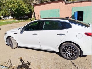 2017 Kia Optima IV, белый, 1590000 рублей, вид 4