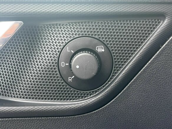 2015 Skoda Rapid I, синий - вид 14