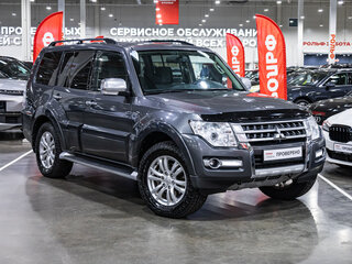 2017 Mitsubishi Pajero IV Рестайлинг 2, серый, 3200000 рублей, вид 4