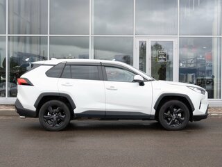 2022 Toyota RAV4 V (XA50), белый, 4200000 рублей, вид 5