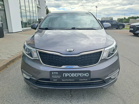2017 Kia Rio III Рестайлинг, серый, 1074000 рублей, вид 2