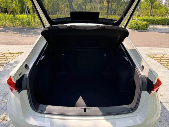 2022 Skoda Octavia IV (A8), белый, 2280000 рублей - вид 13