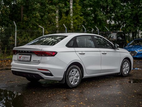 2024 Geely Emgrand II, белый, 1544000 рублей, вид 2