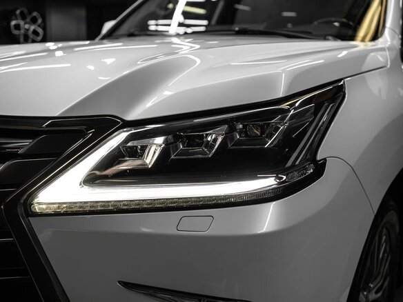 2016 Lexus LX 570 III Рестайлинг 2, белый, 7850000 рублей - вид 23