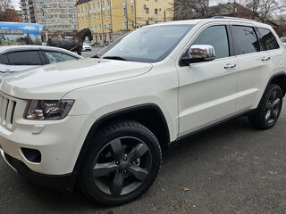 2011 Jeep Grand Cherokee IV (WK2), белый, 1800000 рублей, вид 1