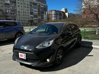2018 Toyota Aqua I Рестайлинг 2, чёрный, 1180000 рублей, вид 1