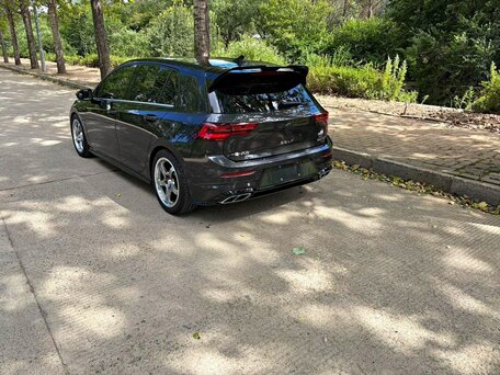 2023 Volkswagen Golf VIII, чёрный, 2010010 рублей, вид 5