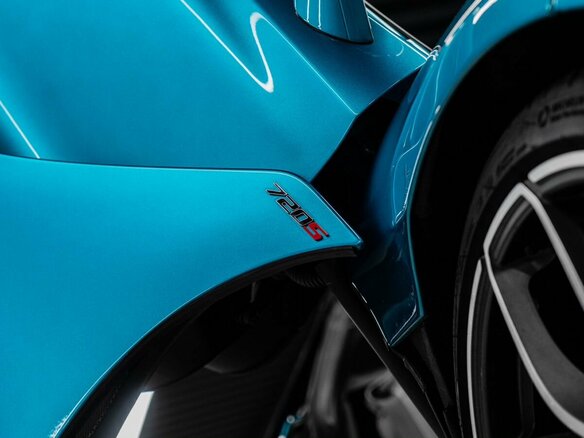 2019 McLaren 720S, синий, 26320000 рублей - вид 16