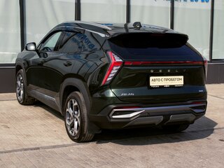 2024 Geely Atlas II, зелёный, 2919000 рублей, вид 3