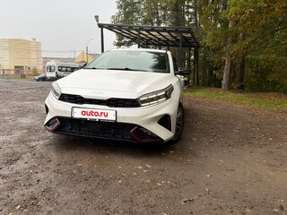 2021 Kia Cerato IV Рестайлинг, белый, 2090000 рублей, вид 2