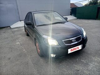 2011 Kia Rio II Рестайлинг, чёрный, 640000 рублей, вид 3