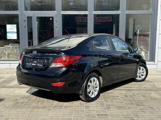 2014 Hyundai Solaris I, чёрный, 840000 рублей, вид 4