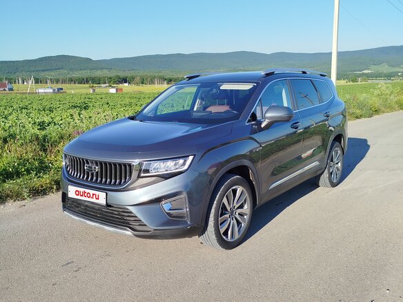 2022 Geely Okavango I, серый, 2330000 рублей