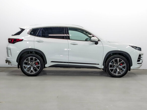 2022 Exeed LX I Рестайлинг, белый, 1750000 рублей - вид 3