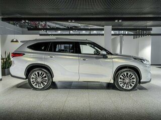 2026 Toyota Highlander IV (XU70), белый, 5690000 рублей, вид 3