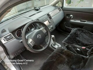 2012 Nissan Tiida I Рестайлинг, серебристый, 950000 рублей, вид 3