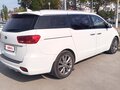 2020 Kia Carnival III, белый, 2880000 рублей - вид 2