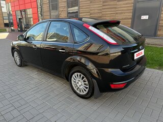 2011 Ford Focus II Рестайлинг, чёрный, 535000 рублей, вид 3