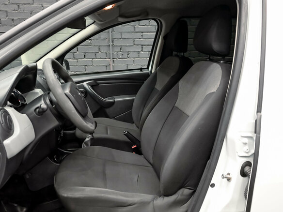 2018 Renault Duster I Рестайлинг, белый, 900000 рублей - вид 10