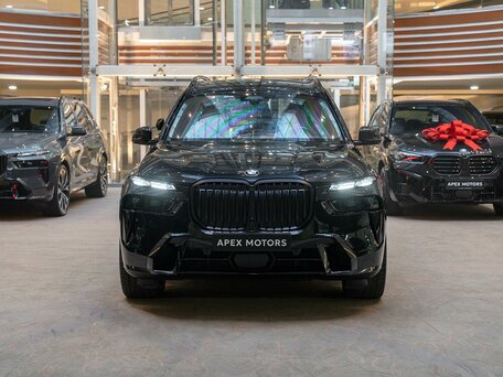 2023 BMW X7 40i I (G07) Рестайлинг, чёрный, 12490000 рублей, вид 5