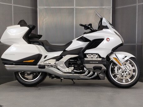 2026 Honda GL 1800 Gold Wing, белый, 3777000 рублей, вид 1