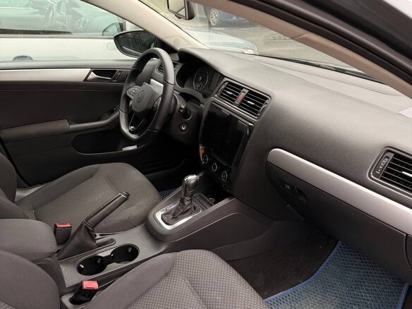 2011 Volkswagen Jetta VI, серый, 949000 рублей - вид 17