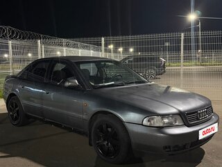 1997 Audi A4 I (B5), белый, 255000 рублей, вид 4