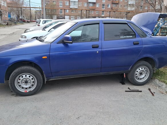 2010 Lada (ВАЗ) Priora I, синий, 280000 рублей - вид 6